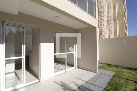 Apartamento para alugar com 72m², 2 quartos e 1 vagaJardim privado