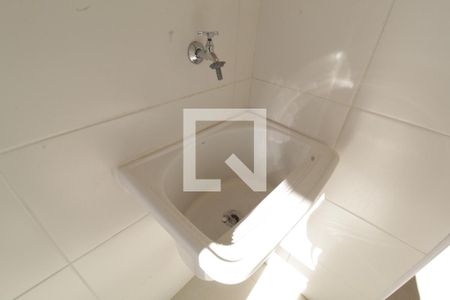 Cozinha e Área de Serviço de apartamento para alugar com 2 quartos, 72m² em Jaraguá, Uberlândia