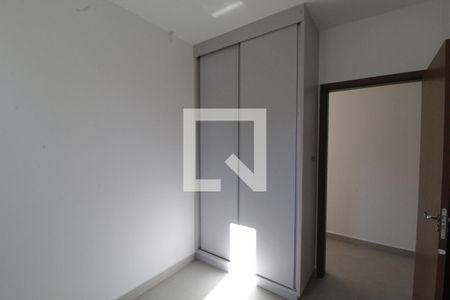 Quarto 1 de apartamento para alugar com 2 quartos, 72m² em Jaraguá, Uberlândia