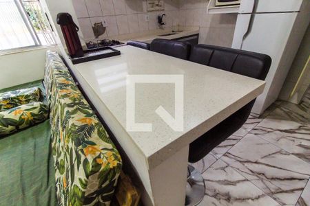 Apartamento à venda com 45m², 2 quartos e 1 vaga Apartamento à venda com 45m², 2 quartos e 1 vagaCozinha