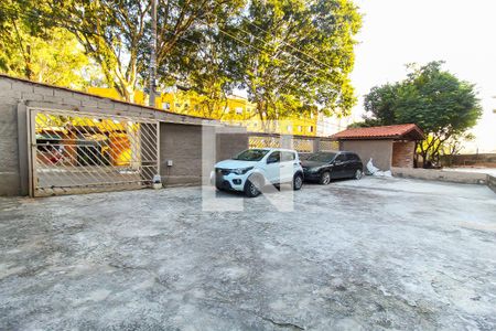 Apartamento à venda com 45m², 2 quartos e 1 vaga Apartamento à venda com 45m², 2 quartos e 1 vagaEstacionamento