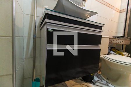 Apartamento à venda com 45m², 2 quartos e 1 vaga Apartamento à venda com 45m², 2 quartos e 1 vagaBanheiro
