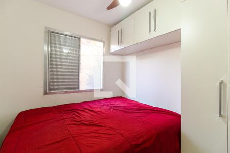 Quarto 2 de apartamento à venda com 2 quartos, 45m² em Conjunto Residencial José Bonifácio, São Paulo