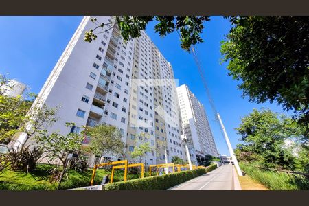 Apartamento à venda com 43m², 2 quartos e 1 vaga Apartamento à venda com 43m², 2 quartos e 1 vagaFachada