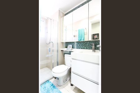 Apartamento à venda com 43m², 2 quartos e 1 vaga Apartamento à venda com 43m², 2 quartos e 1 vagaBanheiro