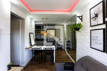 Sala de apartamento à venda com 2 quartos, 43m² em Jardim Novo Taboão, São Paulo