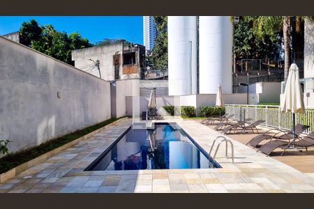 Apartamento à venda com 43m², 2 quartos e 1 vaga Apartamento à venda com 43m², 2 quartos e 1 vagaÁrea comum - Piscina