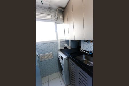 Apartamento à venda com 43m², 2 quartos e 1 vaga Apartamento à venda com 43m², 2 quartos e 1 vagaÁrea de Serviço