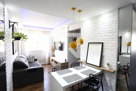 Sala de apartamento à venda com 2 quartos, 43m² em Jardim Novo Taboão, São Paulo
