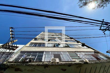 Apartamento para alugar com 55m², 1 quarto e sem vaga Apartamento para alugar com 55m², 1 quarto e sem vagaFachada