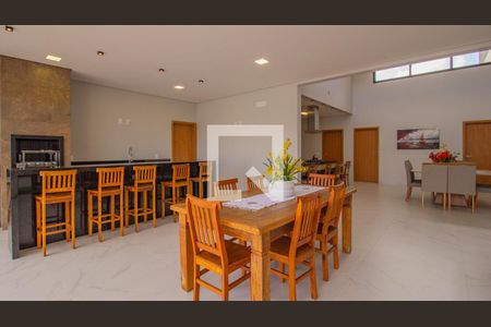 Casa de condomínio à venda com 1000m², 3 quartos e 4 vagasÁrea gourmet