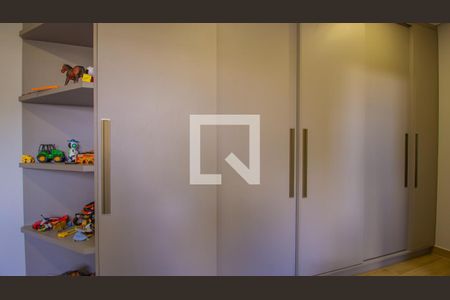 Casa de condomínio à venda com 1000m², 3 quartos e 4 vagasSuíte 2