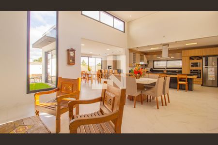 Casa de condomínio à venda com 1000m², 3 quartos e 4 vagasCopa