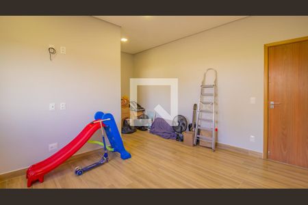 Casa de condomínio à venda com 1000m², 3 quartos e 4 vagasSuíte 3