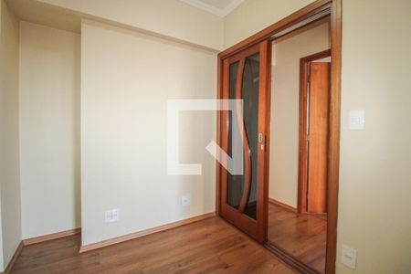 Apartamento à venda com 110m², 3 quartos e 2 vagasQuarto