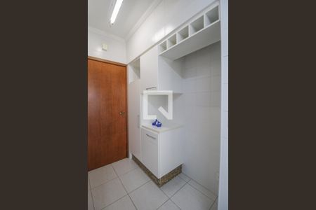 Apartamento à venda com 110m², 3 quartos e 2 vagasBanheiro