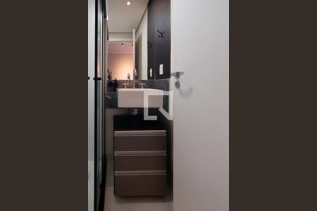 Banheiro de apartamento para alugar com 1 quarto, 35m² em Bela Vista, São Paulo