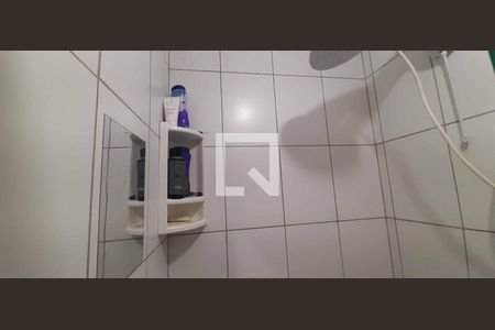 Banheiro de apartamento para alugar com 2 quartos, 37m² em Santa Maria, Osasco