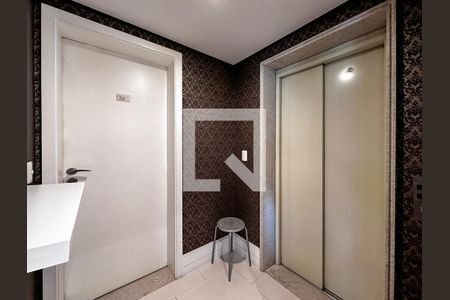 Apartamento à venda com 99m², 2 quartos e 2 vagasHall Social Apartamento