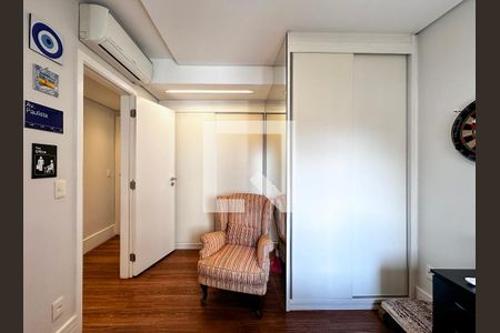 Apartamento à venda com 99m², 2 quartos e 2 vagasSuíte 2