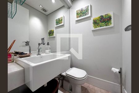 Apartamento à venda com 99m², 2 quartos e 2 vagasLavabo