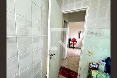 Banheiro de apartamento para alugar com 2 quartos, 60m² em Picanço, Guarulhos