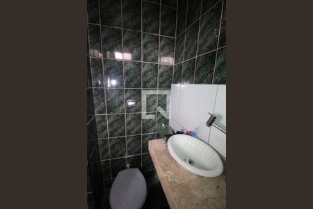 Casa à venda com 250m², 2 quartos e sem vagaBanheiro Social