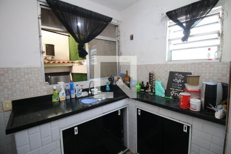 Casa à venda com 250m², 2 quartos e sem vagaCozinha