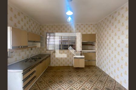 Casa à venda com 240m², 4 quartos e 3 vagasCozinha