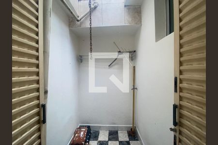 Casa à venda com 240m², 4 quartos e 3 vagasVaranda Quarto 2