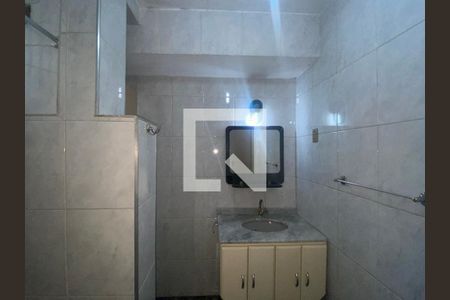 Casa à venda com 240m², 4 quartos e 3 vagasBanheiro do Quarto 2