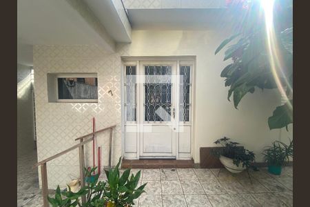 Casa à venda com 240m², 4 quartos e 3 vagasEntrada