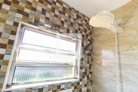 Casa de condomínio à venda com 71m², 2 quartos e 1 vaga Casa de condomínio à venda com 71m², 2 quartos e 1 vagaBanheiro