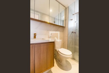 Apartamento à venda com 66m², 2 quartos e 1 vaga Apartamento à venda com 66m², 2 quartos e 1 vagaBanheiro da Suíte