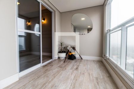 Varanda de apartamento à venda com 2 quartos, 66m² em Melville Empresarial I E Ii, Barueri