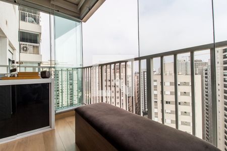 Varanda Sala de apartamento à venda com 1 quarto, 54m² em Alphaville Empresarial, Barueri