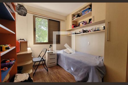 Apartamento à venda com 90m², 3 quartos e 2 vagasQuarto 2