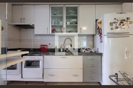 Apartamento à venda com 90m², 3 quartos e 2 vagasCozinha