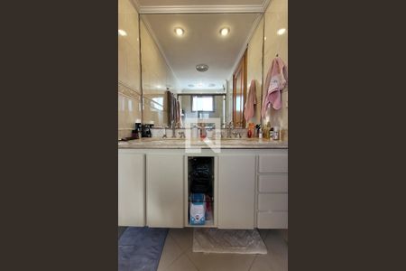 Apartamento à venda com 90m², 3 quartos e 2 vagasBanheiro da suíte