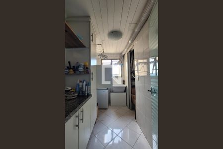 Apartamento à venda com 90m², 3 quartos e 2 vagasLavanderia