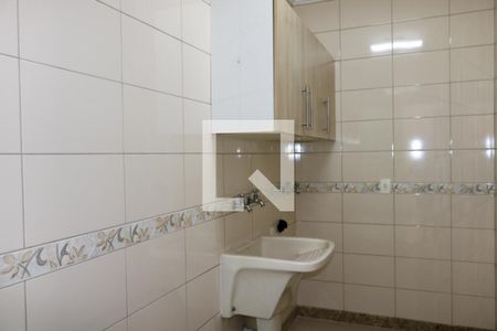 Casa à venda com 516m², 6 quartos e 10 vagas Casa à venda com 516m², 6 quartos e 10 vagasÁrea de Serviço