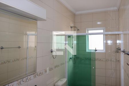 Casa à venda com 516m², 6 quartos e 10 vagas Casa à venda com 516m², 6 quartos e 10 vagasCasa 2 - 2º Piso banheiro