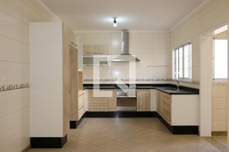 Casa à venda com 516m², 6 quartos e 10 vagas Casa à venda com 516m², 6 quartos e 10 vagasCasa 2 - 2º Piso cozinha