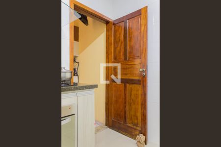 Casa à venda com 130m², 2 quartos e 2 vagas Casa à venda com 130m², 2 quartos e 2 vagasCozinha