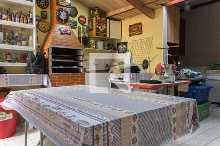 Casa à venda com 130m², 2 quartos e 2 vagas Casa à venda com 130m², 2 quartos e 2 vagasÁrea comum