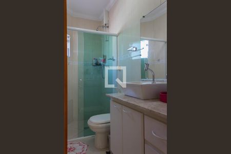 Casa à venda com 130m², 2 quartos e 2 vagas Casa à venda com 130m², 2 quartos e 2 vagasBanheiro da Suite 1