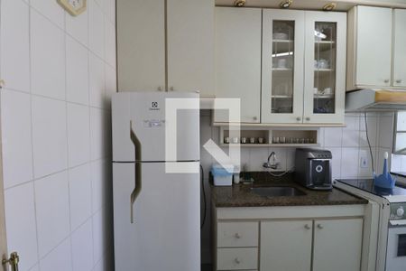 Apartamento para alugar com 132m², 2 quartos e 2 vagasCozinha