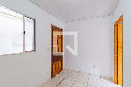 Sala de casa para alugar com 2 quartos, 60m² em Vila Yara, Osasco