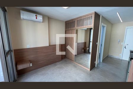 Quarto de kitnet/studio para alugar com 1 quarto, 25m² em Sumarezinho, São Paulo