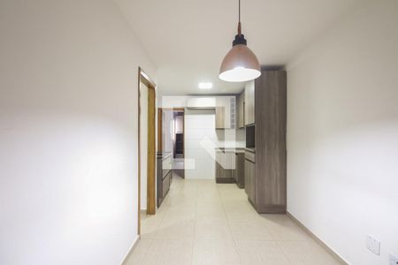Sala  de apartamento à venda com 2 quartos, 55m² em Vila Carrão, São Paulo
